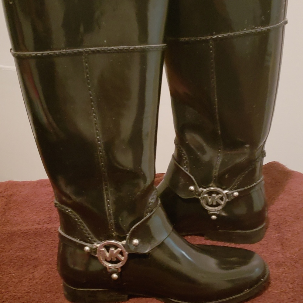 Rain boots - Picture 2 of 3